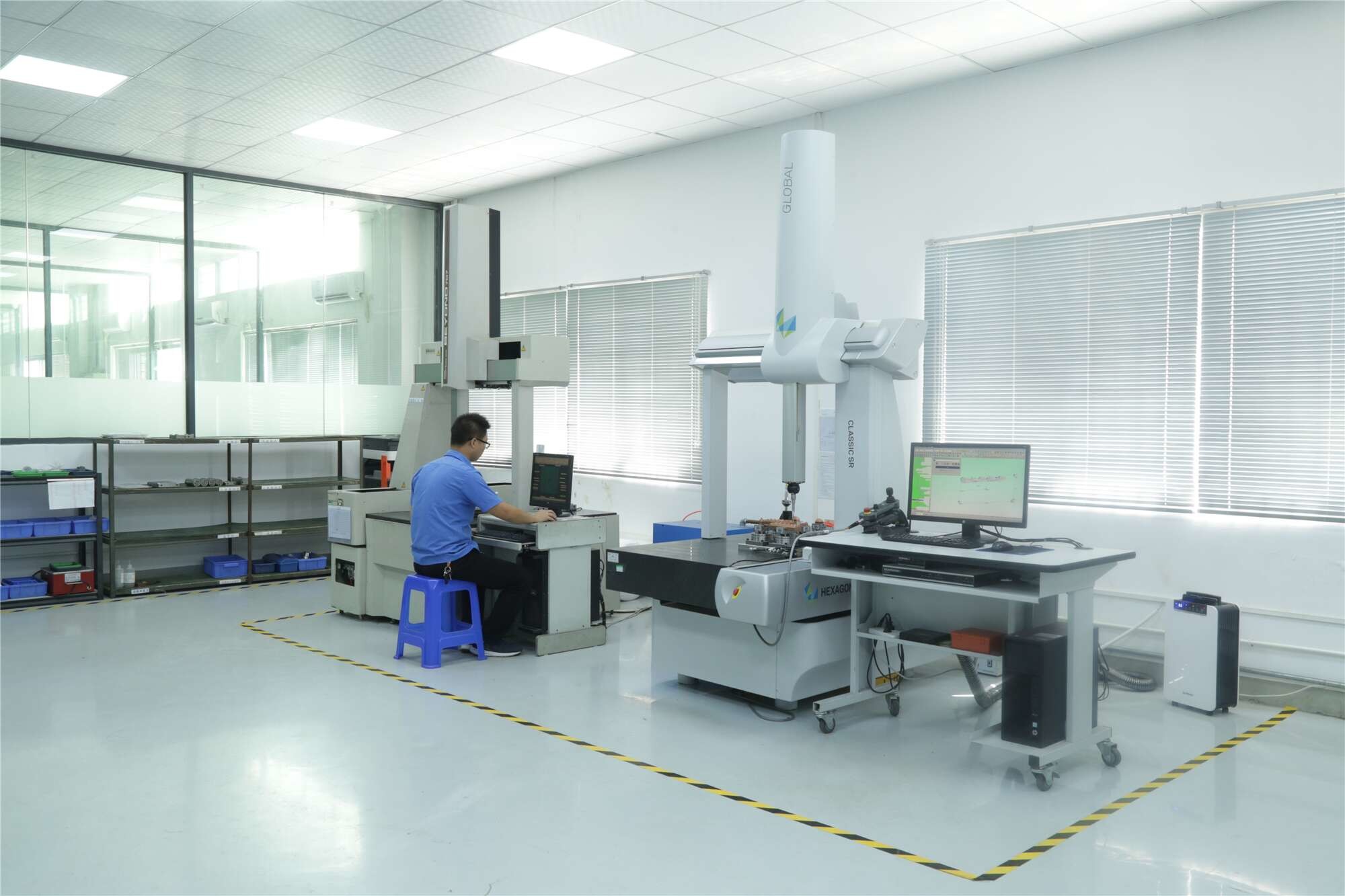 FORWA PRECISE PLASTIC MOULD CO.,LTD. lini produksi pabrik